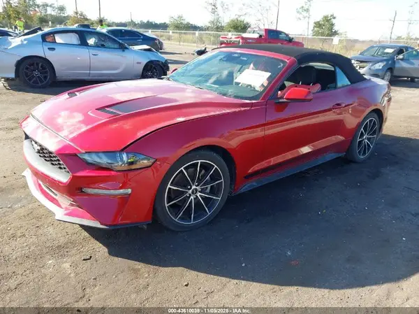 1FATP8UH8P5101880 2023 FORD MUSTANG - Image 2