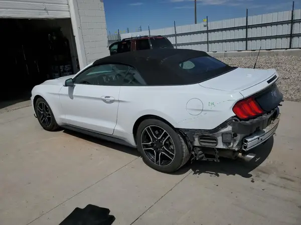 1FATP8UH8P5110336 2023 FORD MUSTANG - Image 2