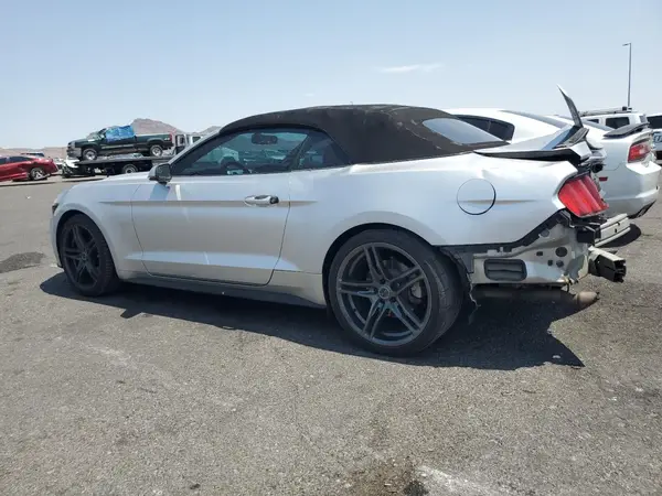 1FATP8UH9G5243316 2016 FORD MUSTANG - Image 2
