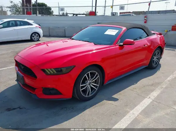 1FATP8UH9G5254090 2016 FORD MUSTANG - Image 2