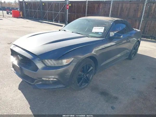 1FATP8UH9G5272721 2016 FORD MUSTANG - Image 2
