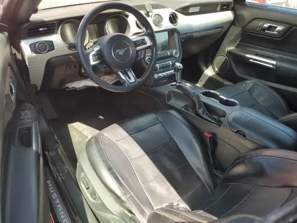 1FATP8UH9G5307452 2016 FORD MUSTANG - Image 8