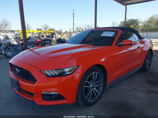 1FATP8UH9G5328902 2016 FORD MUSTANG - Image 2