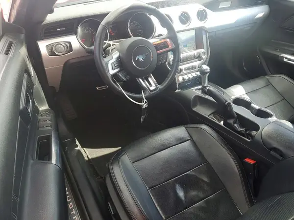 1FATP8UH9H5204713 2017 FORD MUSTANG - Image 8