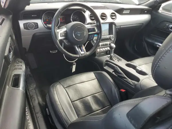 1FATP8UH9H5217901 2017 FORD MUSTANG - Image 8