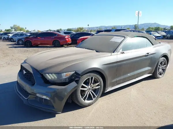 1FATP8UH9H5279525 2017 FORD MUSTANG - Image 2
