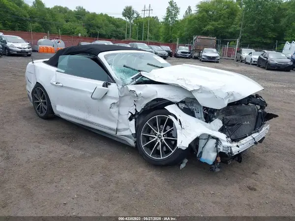 1FATP8UH9H5328013 2017 FORD MUSTANG - Image 1