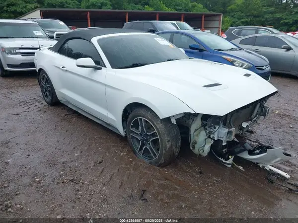 1FATP8UH9J5109820 2018 FORD MUSTANG - Image 1