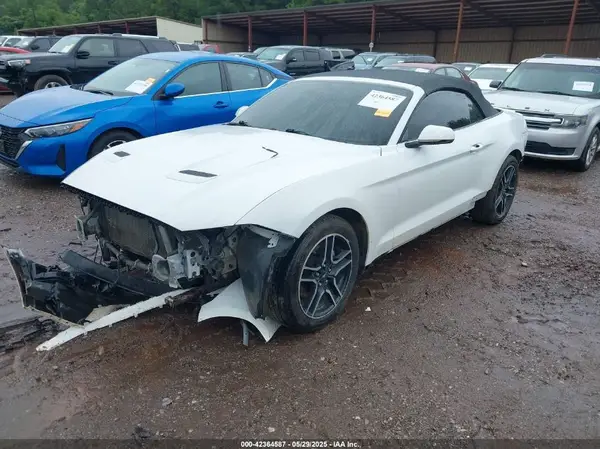 1FATP8UH9J5109820 2018 FORD MUSTANG - Image 2