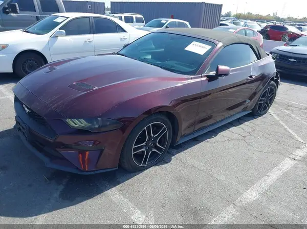 1FATP8UH9J5139416 2018 FORD MUSTANG - Image 2