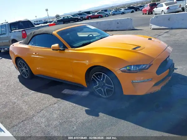 1FATP8UH9J5154546 2018 FORD MUSTANG - Image 1