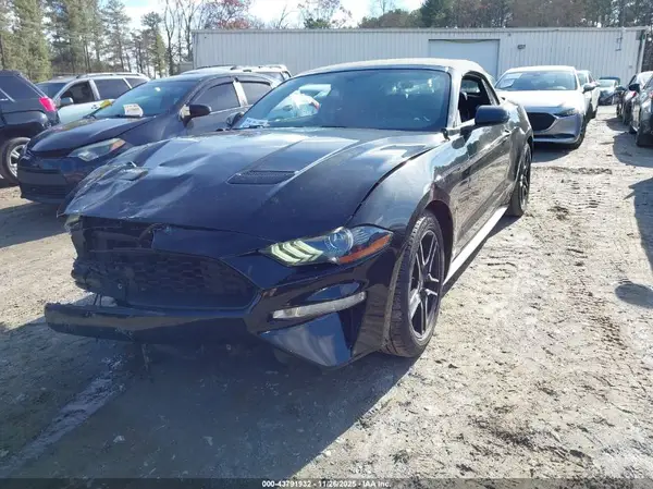 1FATP8UH9J5155695 2018 FORD MUSTANG - Image 2