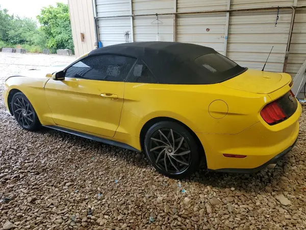 1FATP8UH9J5156667 2018 FORD MUSTANG - Image 2