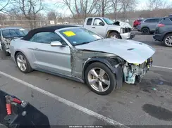 1FATP8UH9J5175042 2018 FORD MUSTANG