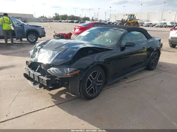 1FATP8UH9K5171672 2019 FORD MUSTANG - Image 2