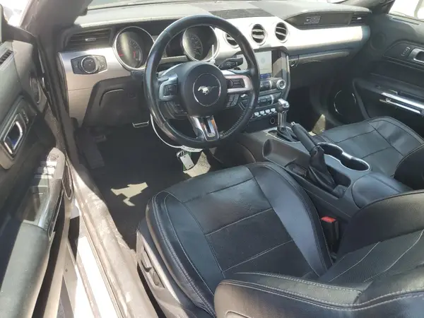 1FATP8UH9L5111800 2020 FORD MUSTANG - Image 8