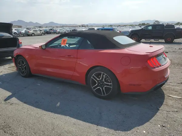 1FATP8UH9L5112512 2020 FORD MUSTANG - Image 2