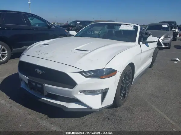 1FATP8UH9L5114485 2020 FORD MUSTANG - Image 2