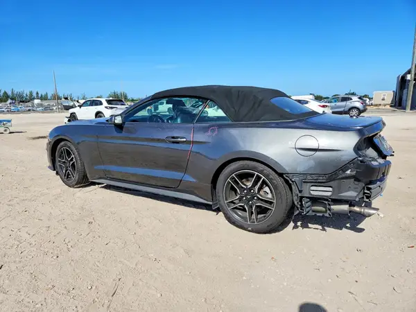 1FATP8UH9L5119265 2020 FORD MUSTANG - Image 2