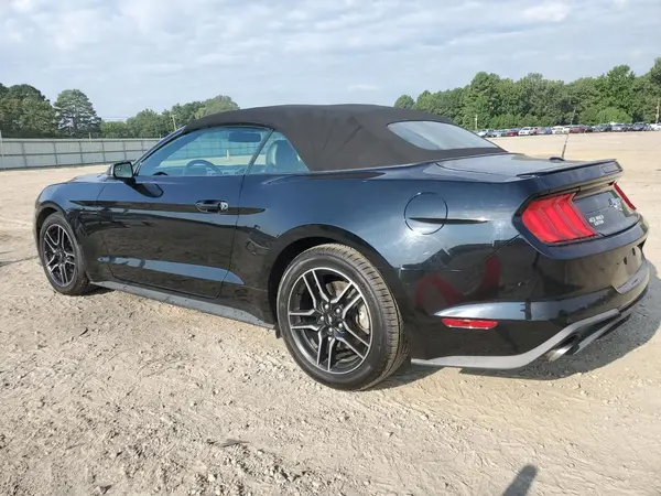 1FATP8UH9L5125518 2020 FORD MUSTANG - Image 2
