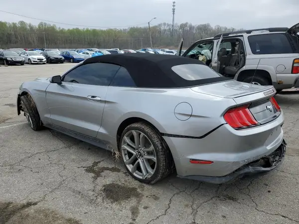 1FATP8UH9L5137734 2020 FORD MUSTANG - Image 2