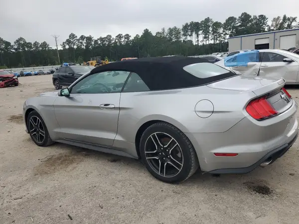 1FATP8UH9L5157434 2020 FORD MUSTANG - Image 2