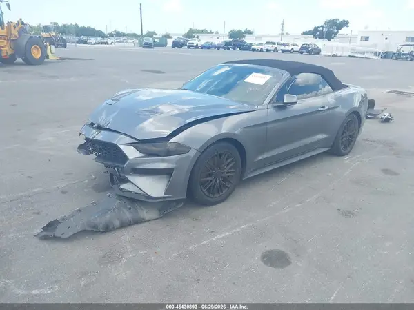1FATP8UH9M5106047 2021 FORD MUSTANG - Image 2