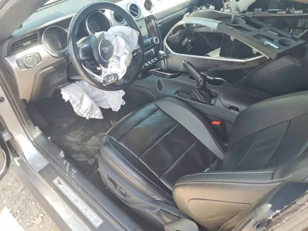 1FATP8UH9M5111815 2021 FORD MUSTANG - Image 8