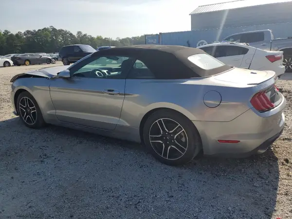 1FATP8UH9M5122071 2021 FORD MUSTANG - Image 2