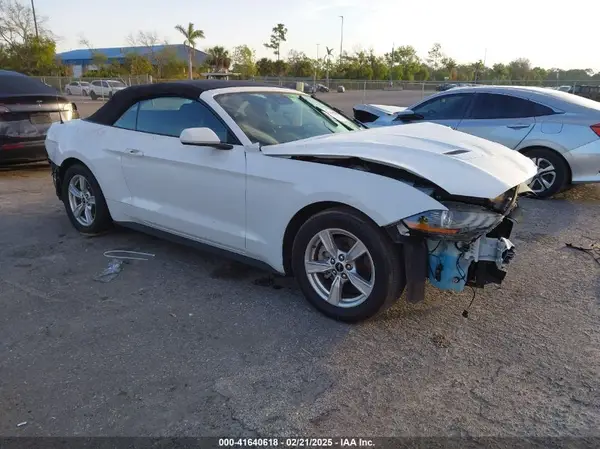 1FATP8UH9M5147083 2021 FORD MUSTANG - Image 1