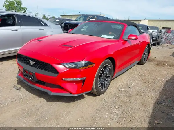 1FATP8UH9N5102579 2022 FORD MUSTANG - Image 2