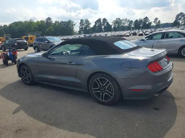 1FATP8UH9N5106888 2022 FORD MUSTANG - Image 2
