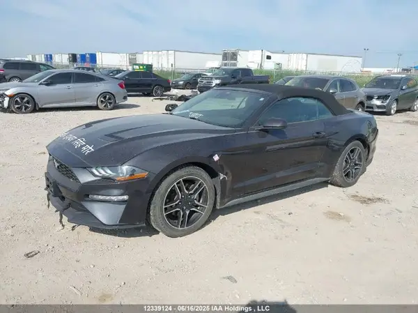 1FATP8UH9N5114988 2022 FORD MUSTANG - Image 2