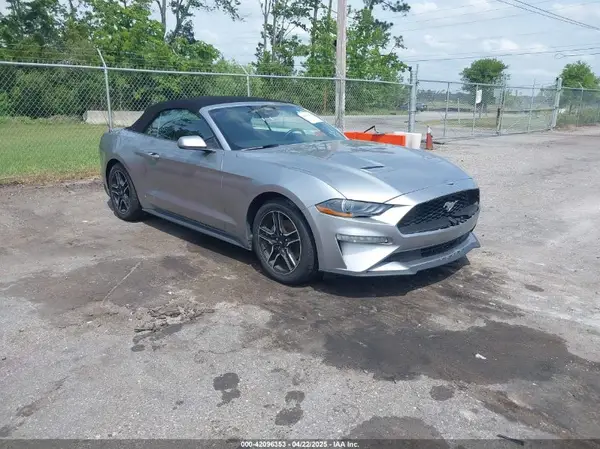 1FATP8UH9P5105355 2023 FORD MUSTANG - Image 1