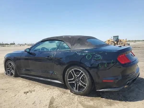 1FATP8UH9P5110121 2023 FORD MUSTANG - Image 2