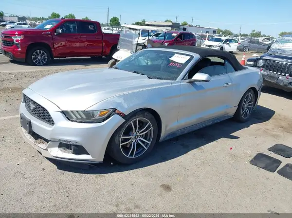 1FATP8UHXG5243292 2016 FORD MUSTANG - Image 2