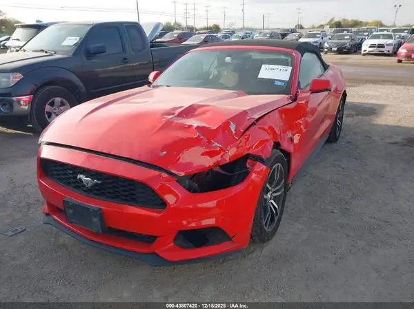 1FATP8UHXG5257676 2016 FORD MUSTANG - Image 2