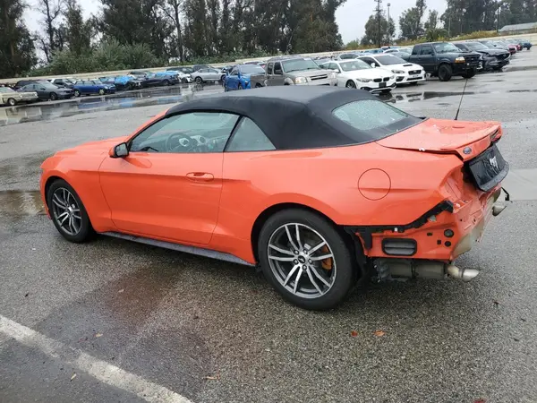 1FATP8UHXG5274977 2016 FORD MUSTANG - Image 2