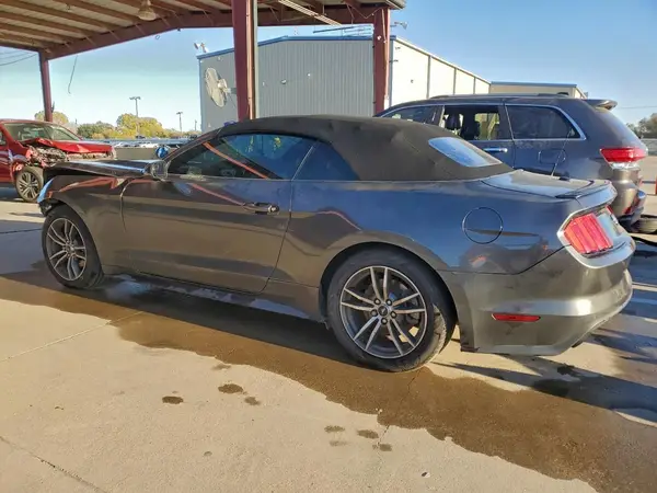 1FATP8UHXG5310084 2016 FORD MUSTANG - Image 2