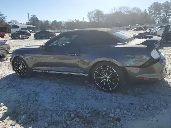1FATP8UHXG5310697 2016 FORD MUSTANG - Image 2