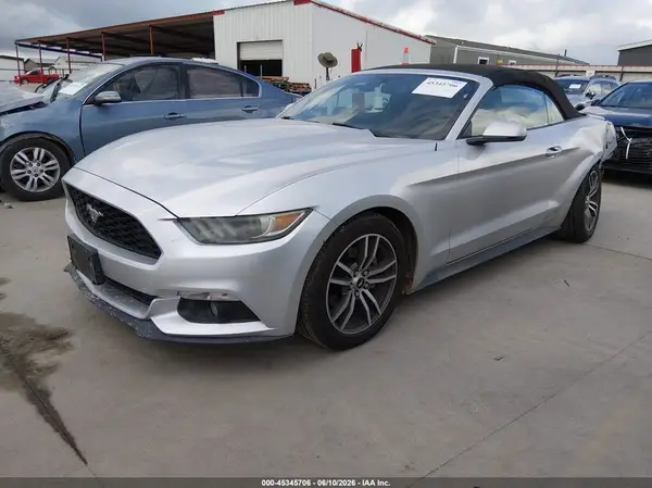 1FATP8UHXG5328875 2016 FORD MUSTANG - Image 2