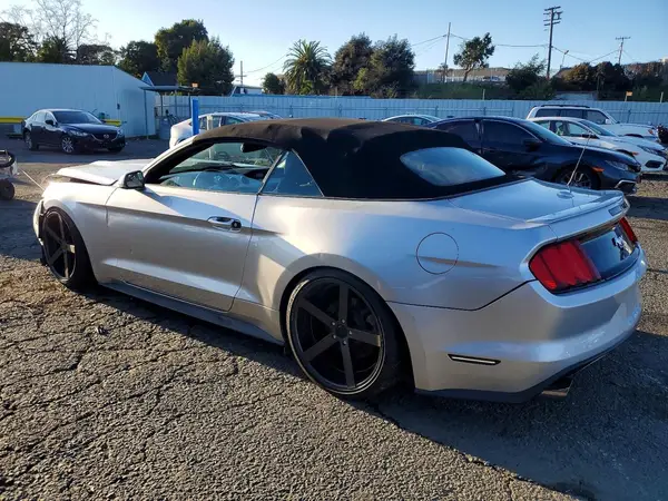 1FATP8UHXH5295362 2017 FORD MUSTANG - Image 2