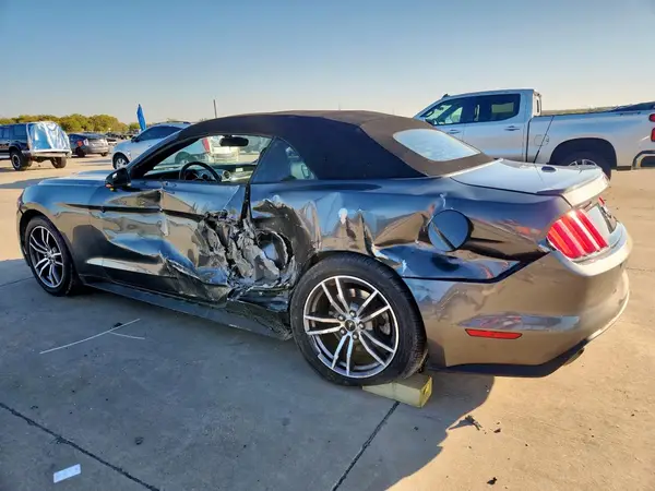 1FATP8UHXH5295765 2017 FORD MUSTANG - Image 2