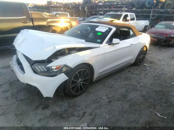 1FATP8UHXH5301158 2017 FORD MUSTANG - Image 2