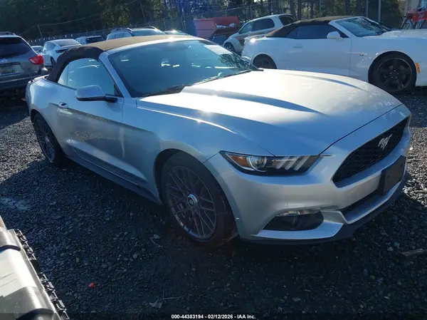 1FATP8UHXH5310099 2017 FORD MUSTANG - Image 1