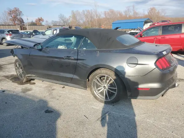 1FATP8UHXH5317215 2017 FORD MUSTANG - Image 2