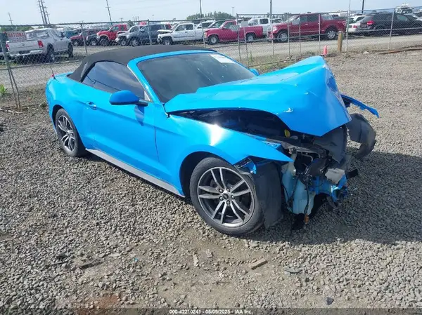1FATP8UHXH5320504 2017 FORD MUSTANG - Image 1