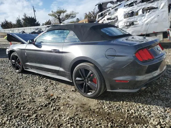 1FATP8UHXH5327968 2017 FORD MUSTANG - Image 2