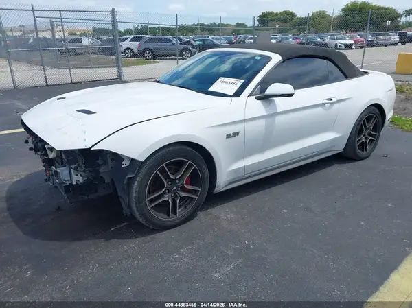 1FATP8UHXJ5142647 2018 FORD MUSTANG - Image 2