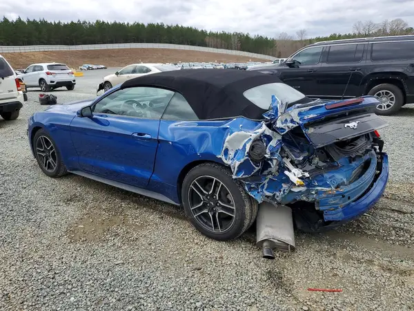1FATP8UHXJ5143555 2018 FORD MUSTANG - Image 2
